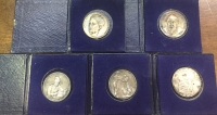 5 Ασημένια μετάλλια με πολύ όμορφα θέματα 