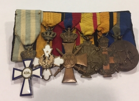 Μπαρέτα με 6 Μετάλλια Δευτέρου Παγκοσμίου Πολέμου