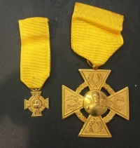 ΒΕΝΕΖΟΥΕΛΑ  μετάλλιο μαζί με την μινιατούρα του, χρυσό, 1/20 10 karat GF