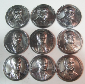 Συλλογή με 9 ασημένια μετάλλια με Έλληνες πρωθυπουργούς