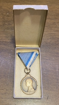 Μετάλλιο Ανακτορικών Υπηρεσιών Βασ. Αλεξάνδρου  Β΄Τάξεως 1917-1920