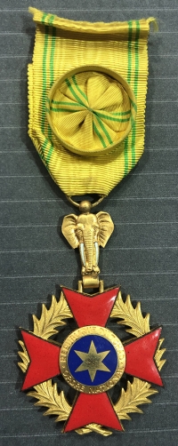  ΤΣΑΝΤ Μετάλλιο με σμάλτα και ροζέτα  Order National