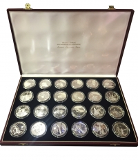 MARSHAL ISLANDS Collection with 24 Proof 50 Dollar coins for space