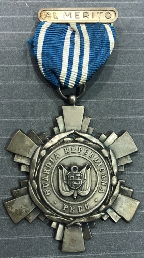 PERU  Silver Medal Guardia Republicana 