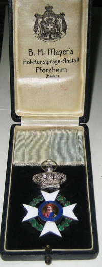 Silver Cross Boxed Mayer's 