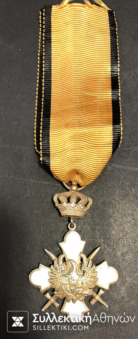 Gold Knight Order Of Phoenix With Swords