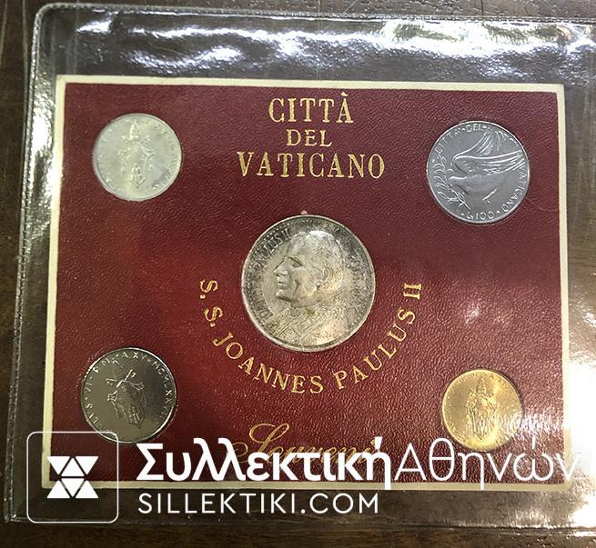VATICAN Set of coins and medal with Joannes Paulus II