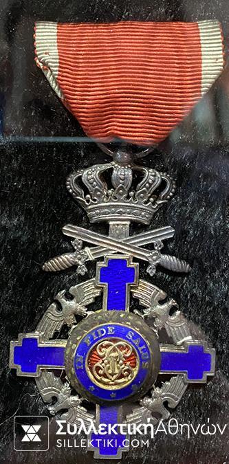 Κάδρο με 11 Μετάλλια και τις μινιατούρες στους