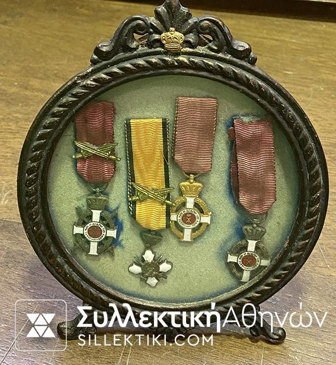4 Miniature medals