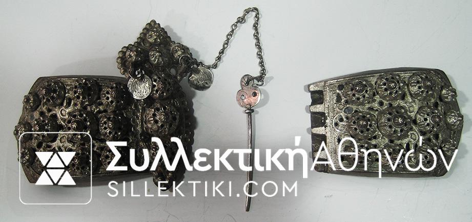 Ασημόχαλκη πόρπη