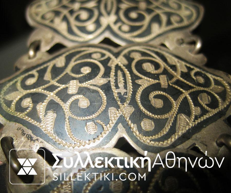 Ασημένια ζώνη σπάνια