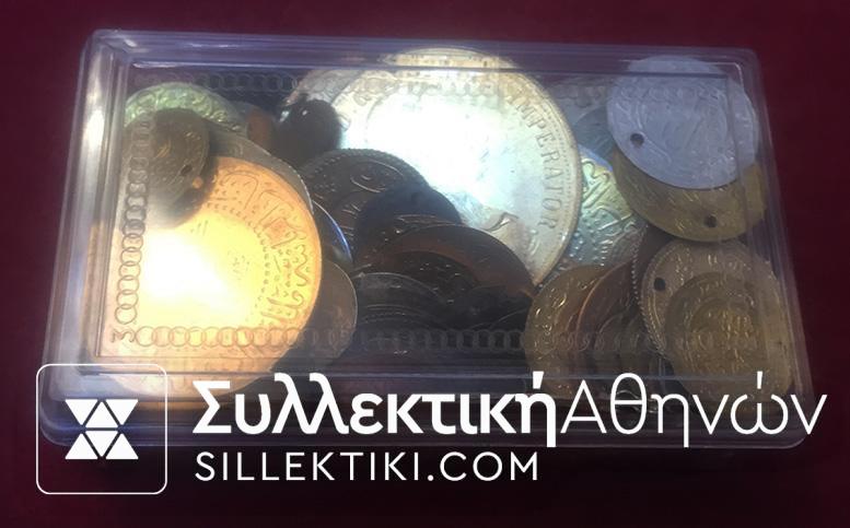 400 "Φλουριά" από παραδοσιακές στολές