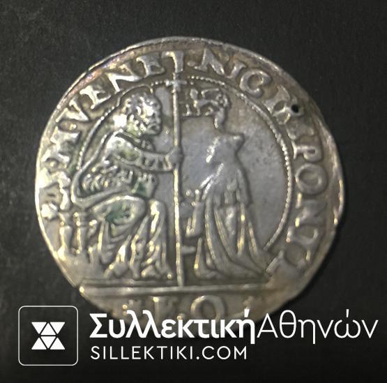 Έξοχο λότο 16ου εώς 18ου αιώνα με 23 ασημένια σπάνια νομίσματα