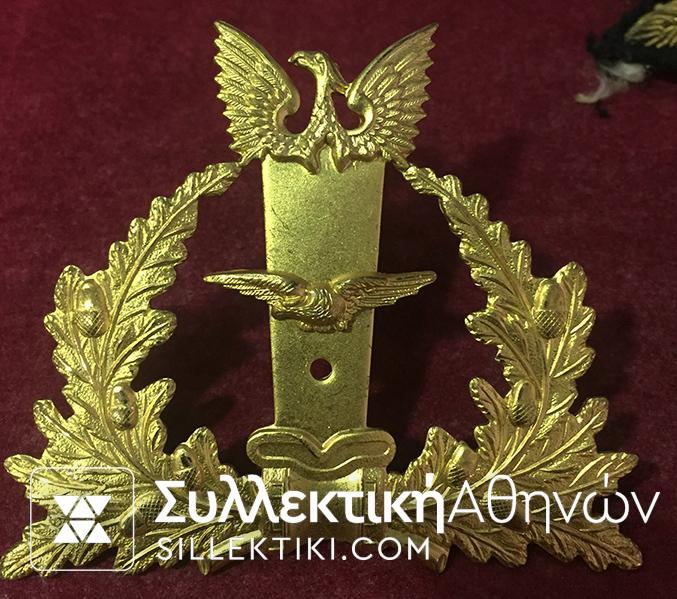 Συλλογή με 8 σήματα καπέλων