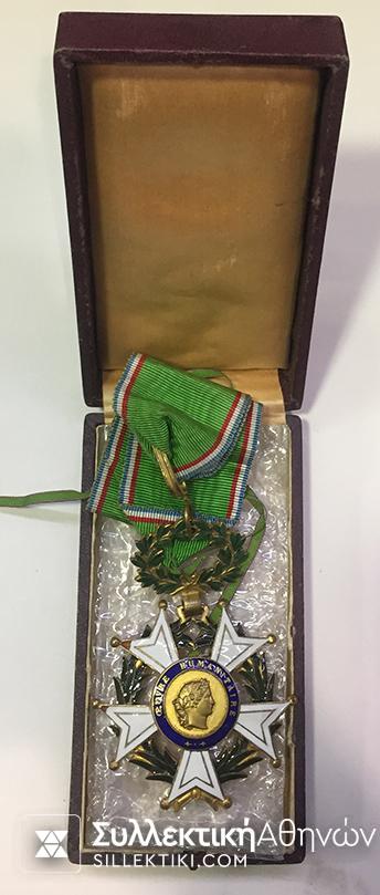 FRANCE COMMANDER .ceuvre humanitaire