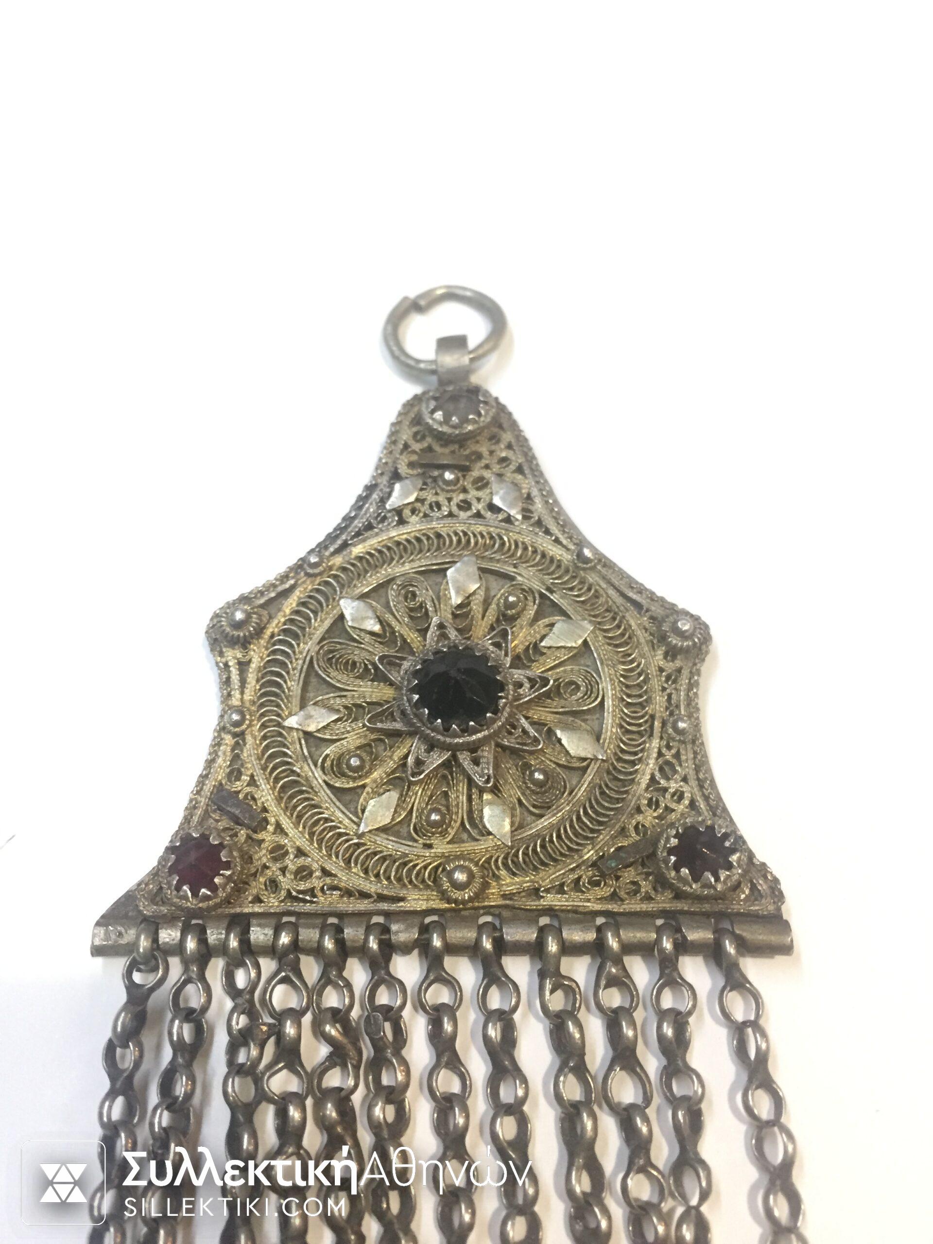 Κιουστέκι Ασημένιο