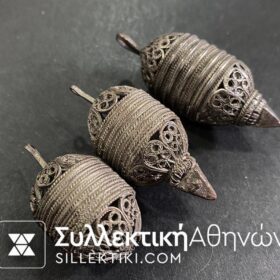 3 Συρματερά κουμπιά παραδοσιακά
