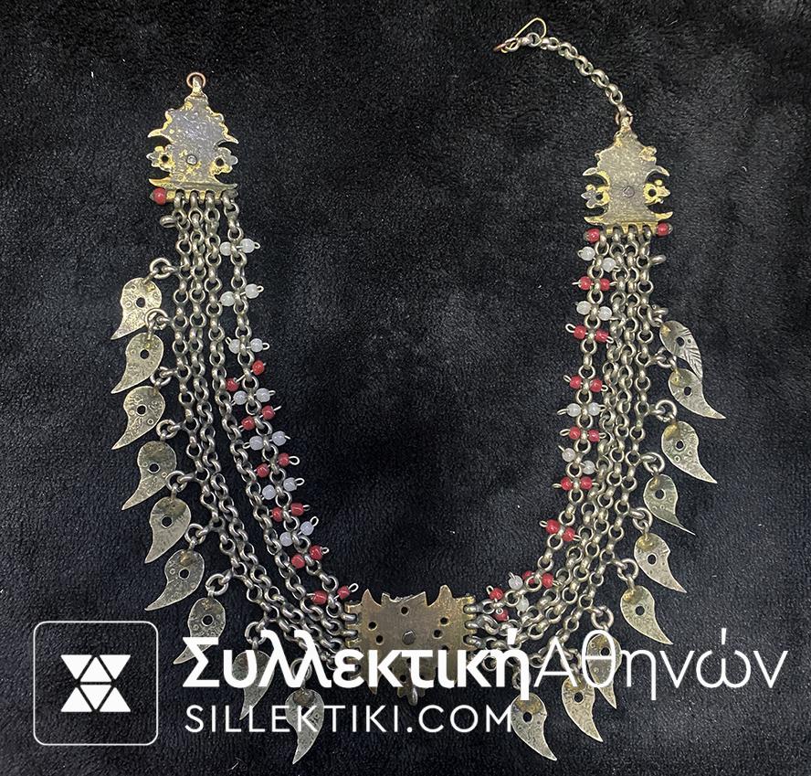 Traditional neck jewelry