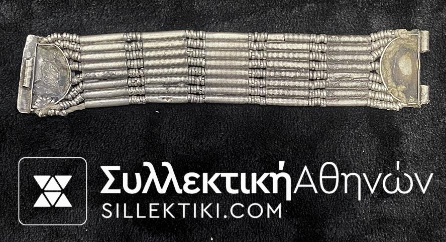 Traditional carved bracelet