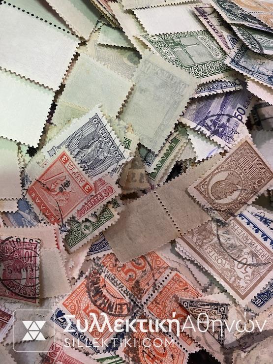 Λοτ με πολλές εκατοντάδες Ξένα γραμματόσημα