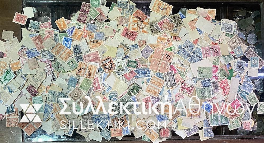 Λοτ με πολλές εκατοντάδες Ξένα γραμματόσημα